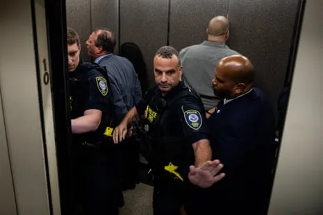 NY Lawmakers Arrested After Obstructing Ice Access to Government Complex